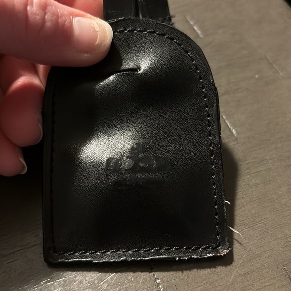 Gucci purse with matching travel duffel. - Picture 4 of 9